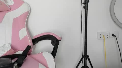 xayaht online show from November 3, 8:02 pm