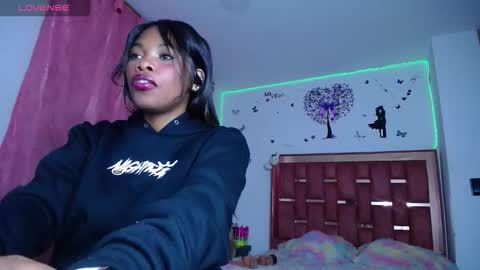 xayu online show from October 2, 7:02 am