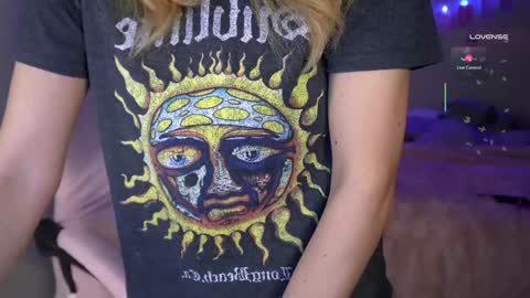 spoil me here  online show from March 11, 9:02 am