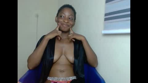 xcreamypussy online show from January 11, 8:21 pm