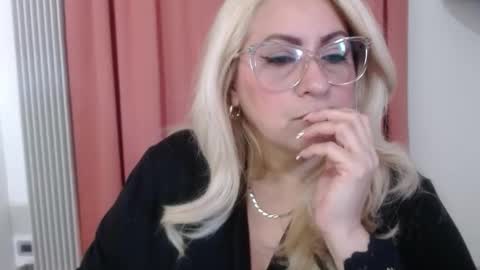 Elena online show from February 20, 9:44 am