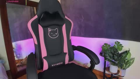 Kanae. online show from October 6, 11:09 pm