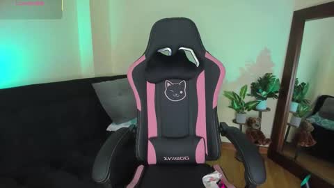 Kanae. online show from October 28, 11:09 pm