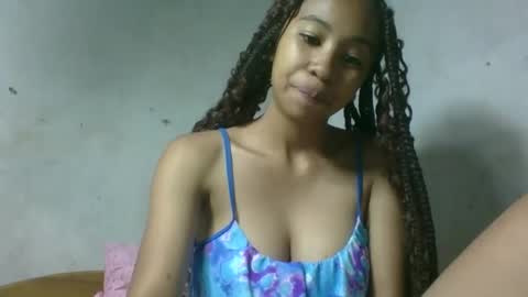 xenna610827 online show from February 16, 12:27 pm