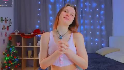 Luna and Lina online show from January 6, 4:05 am