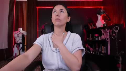 XiaQueen   I M online show from September 22, 11:30 am