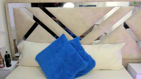 Xime  online show from January 9, 3:00 am