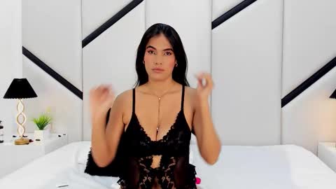 ximenacosta online show from February 19, 12:16 pm