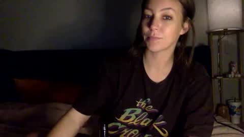 xLacyy online show from December 3, 4:15 am