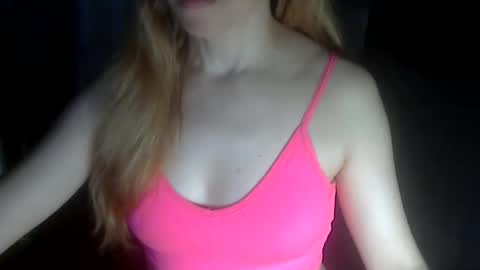 xlorax77703 online show from May 28, 1:58 am