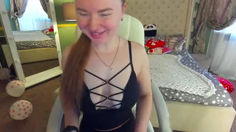 Monica online show from February 25, 7:09 am