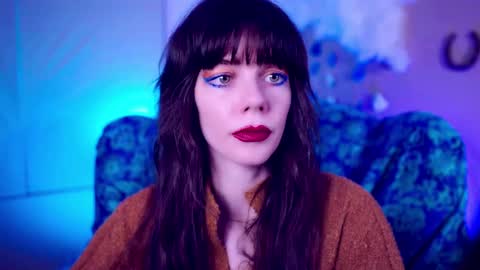 Bella Bondai online show from September 25, 5:17 am