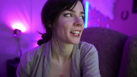 Bella Bondai online show from January 30, 11:22 am