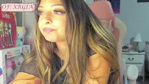 gina online show from October 4, 12:38 am