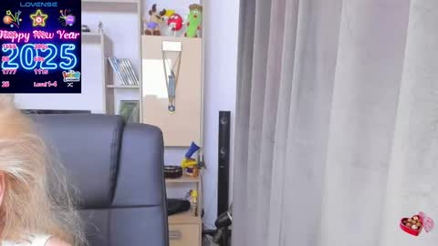 Nico online show from January 8, 11:10 am