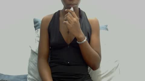 xxsexytalia28 online show from March 9, 6:43 pm