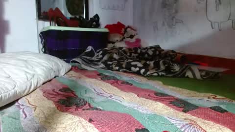   LILI  online show from December 11, 4:28 am