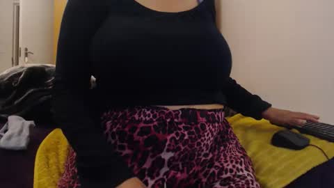 Ayanda online show from November 7, 9:59 am