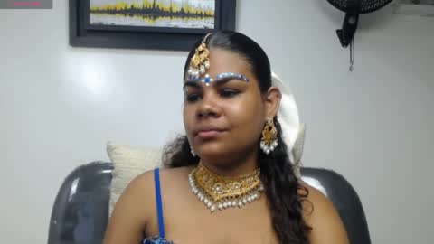 yazhini online show from April 6, 11:44 am