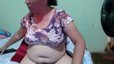 yann40247 online show from February 15, 9:58 pm