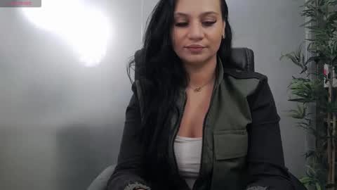 Yara online show from November 21, 5:09 am