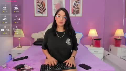 Yaya  online show from June 15, 12:38 pm