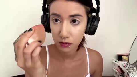 Julia 3 online show from July 7, 12:19 pm