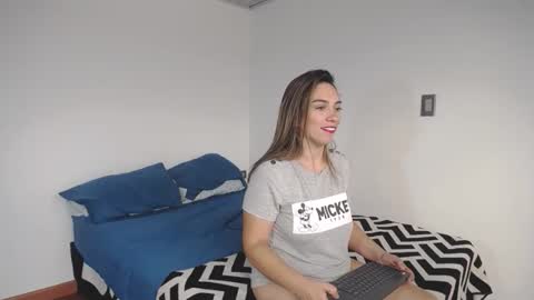 tulipan online show from October 30, 3:24 pm