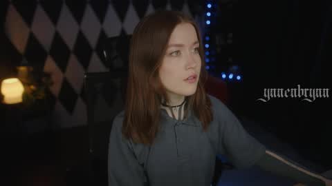 ynnenbrynn online show from April 11, 11:58 am