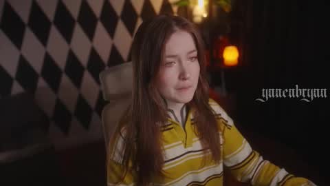 ynnenbrynn online show from November 3, 7:45 am