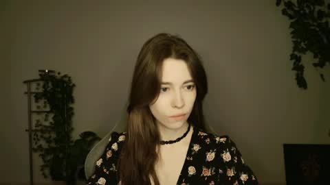 yoka_paradoxxx online show from November 26, 5:30 am