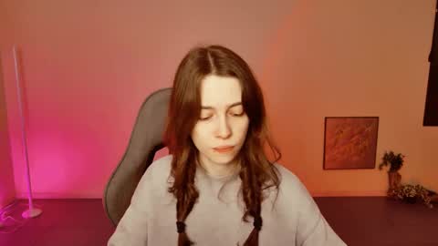 yoka_paradoxxx online show from January 14, 9:03 am