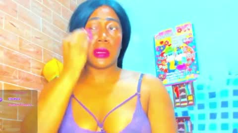 yonnsol_avril online show from April 20, 7:06 pm