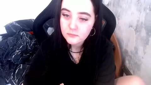 your_8a8y online show from March 9, 8:06 am