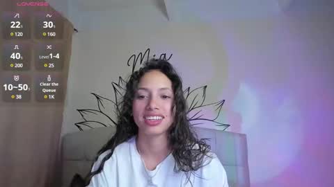 mia3 online show from January 19, 5:15 am