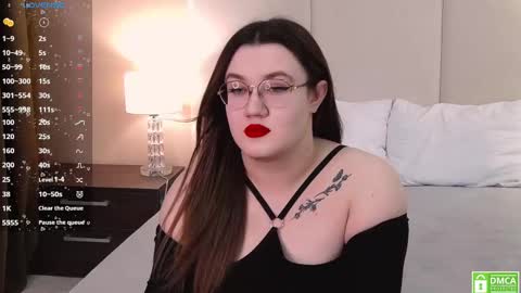 Nancy online show from February 25, 1:00 pm