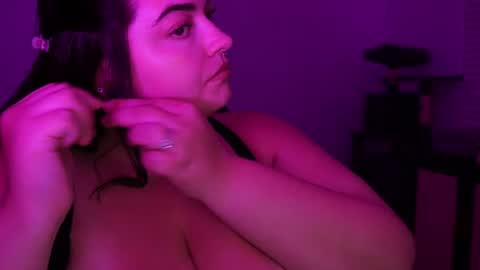 Your Lexi rose  online show from June 26, 4:36 am
