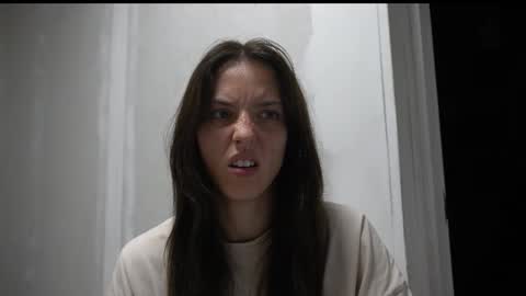 Meri  online show from October 15, 8:22 pm