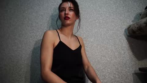 Meri  online show from March 5, 9:50 pm