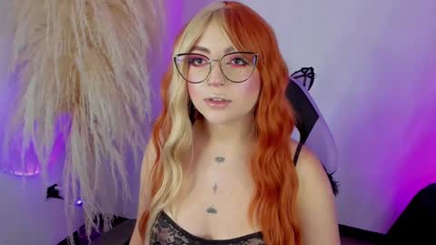 Cami independent model online show from February 28, 6:10 am