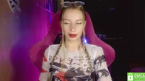 Alice  online show from February 11, 12:49 am