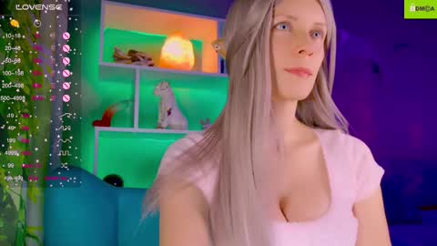 your_spring online show from October 21, 12:47 am