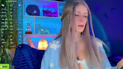 your_spring online show from March 22, 11:16 am