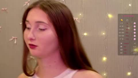 creamysister online show from December 4, 7:03 pm