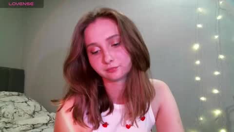 creamysister online show from March 9, 5:06 pm