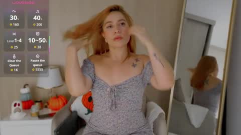 Sofia  independent model 3 online show from October 14, 3:53 am