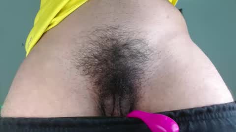 yourfavorite_bigclit online show from October 8, 5:28 pm