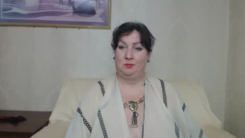 lANA online show from December 17, 4:44 pm