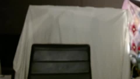 yourmomma999 online show from December 17, 7:18 am