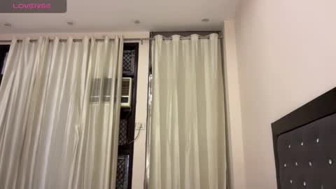 YourNewKink online show from November 8, 1:32 am